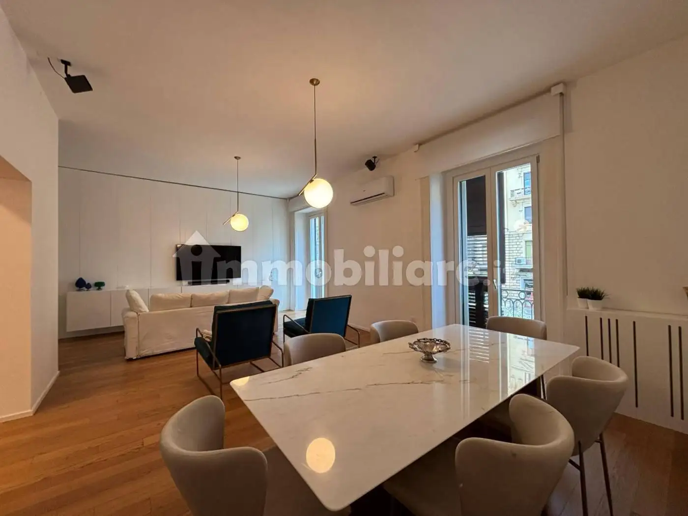 Appartamento in vendita a Salerno