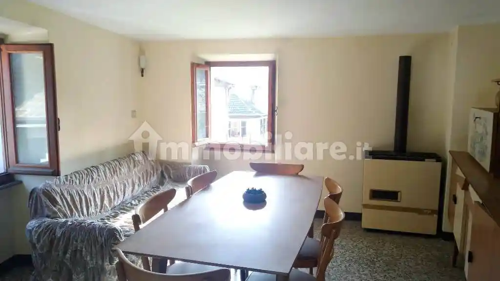 Terratetto unifamiliare via Zucca, Centro, Arola - foto 3