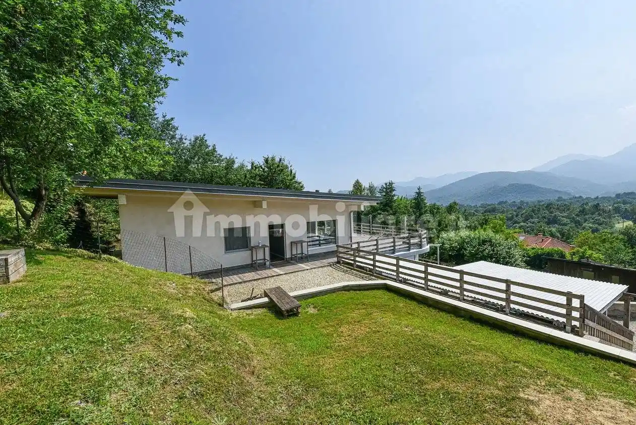 Villa in vendita a Giaveno