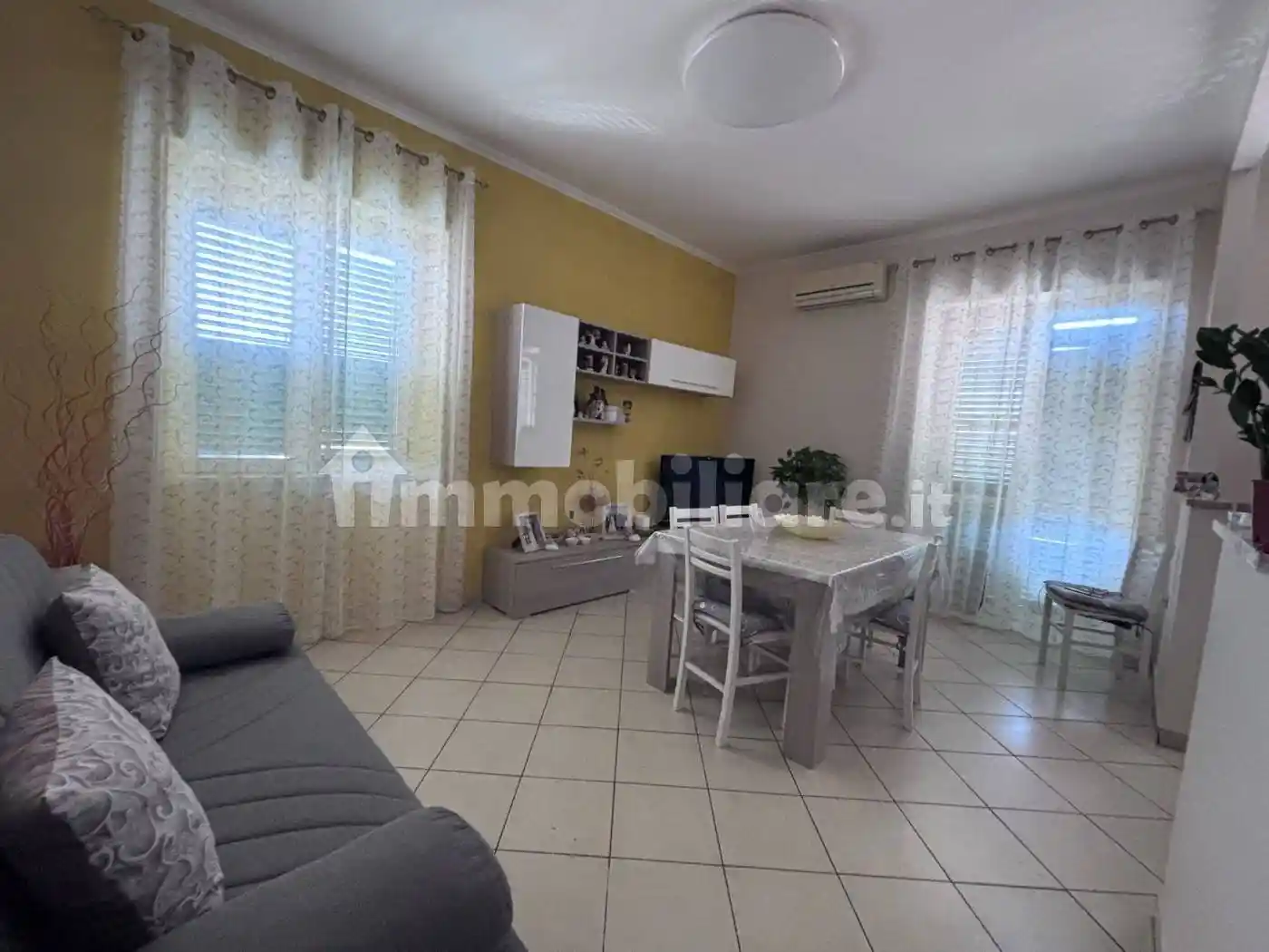 Trilocale via Tescione Gennaro 157, Puccianiello, Caserta - foto 3