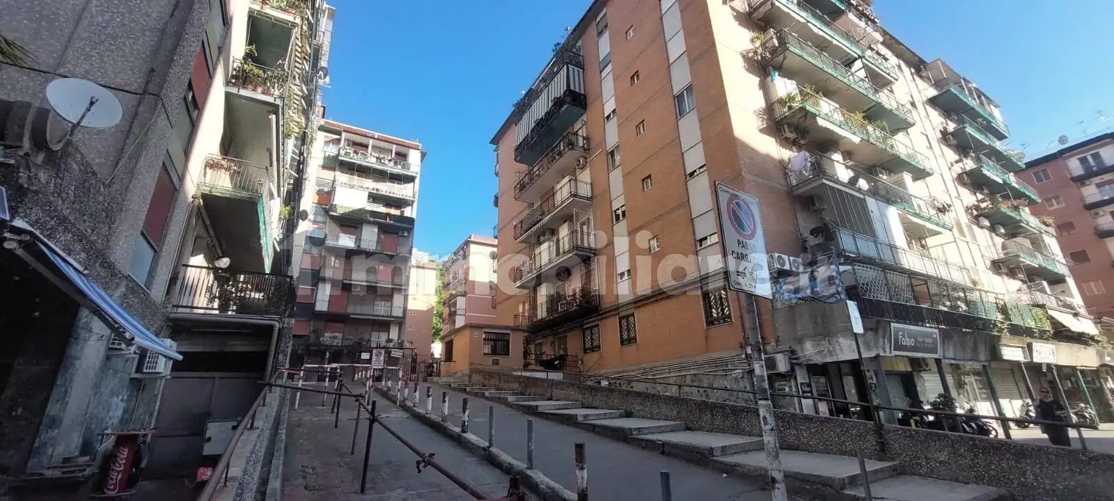 Appartamento in vendita a Napoli