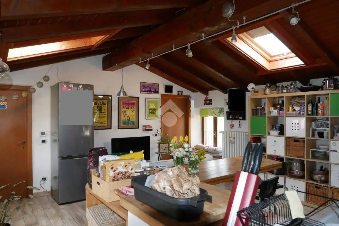 Mansarda via Trinità 18, Centro, San Fermo della Battaglia - foto 3