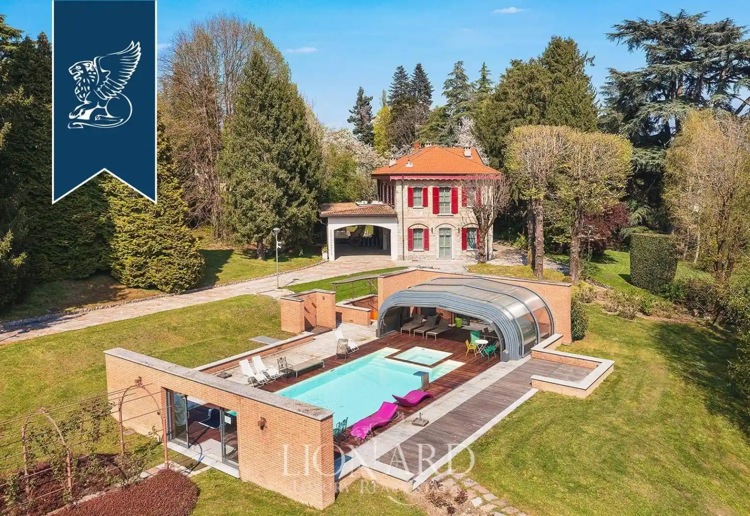 Villa in vendita a Erba