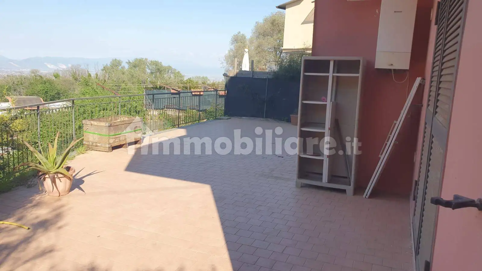 Appartamento in vendita a Napoli