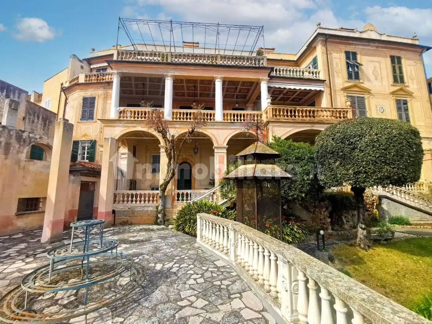 Appartamento in vendita a Borgio Verezzi