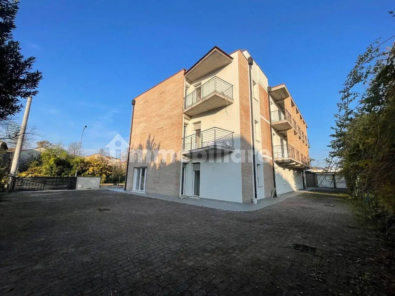 Trilocale viale G. Matteotti, Centro, Bondeno - foto 2