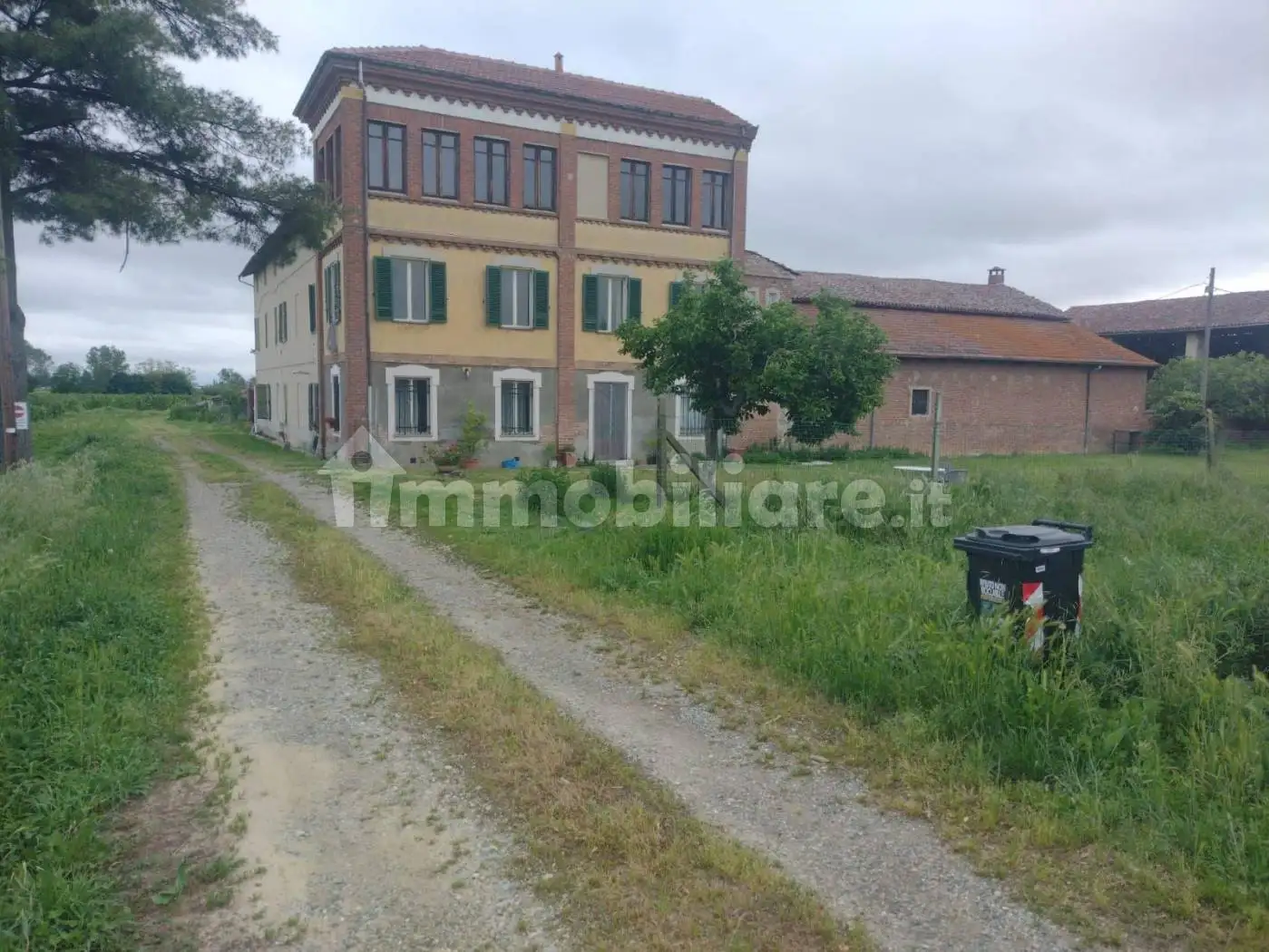 Rustico - Casale in vendita a Conzano