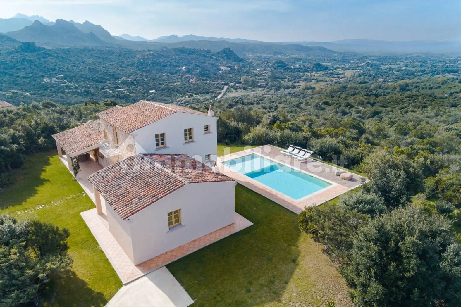 Villa in vendita a Arzachena