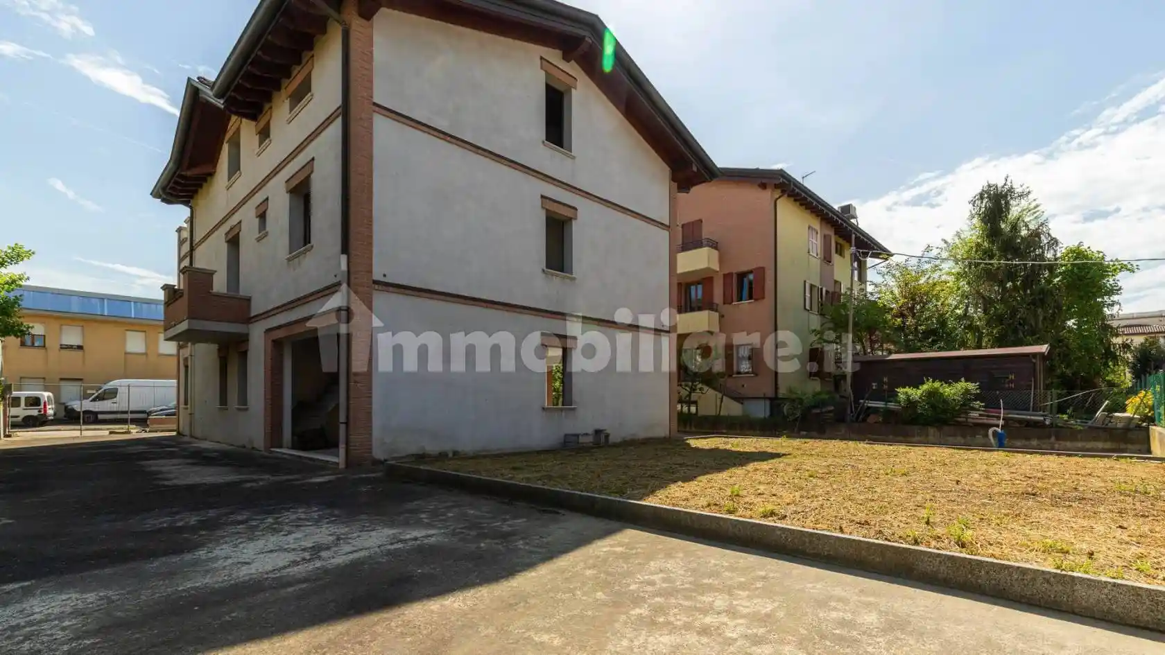 Casa indipendente in vendita a Modena