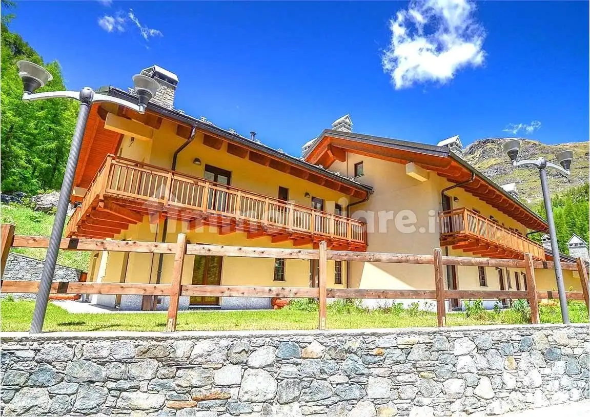 Appartamento in vendita a Gressoney-La-Trinitè