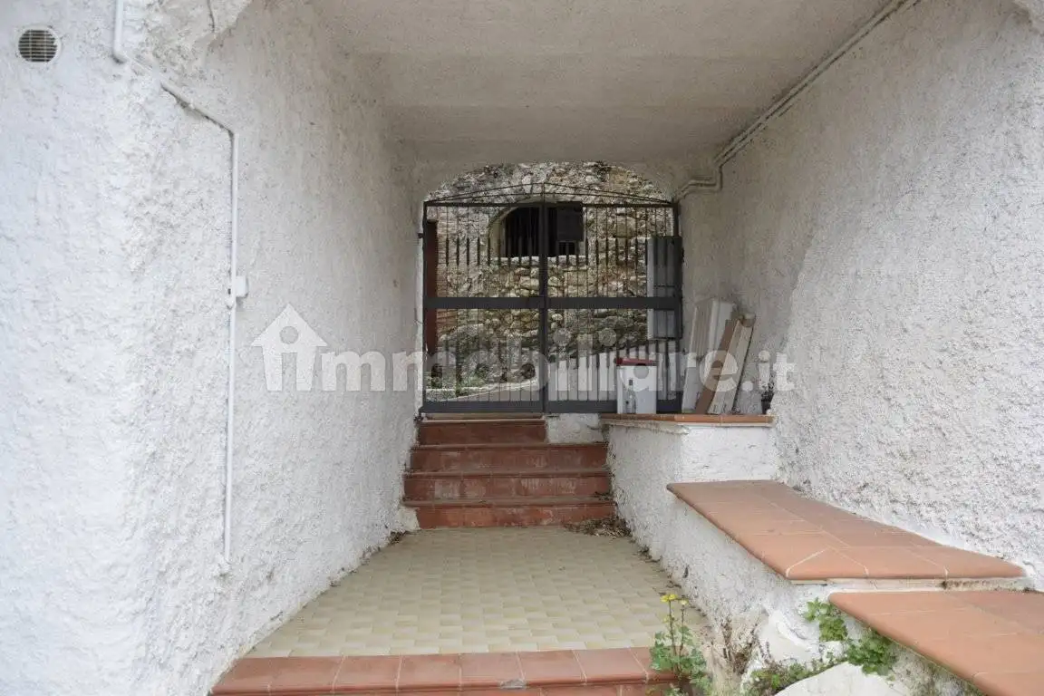 Appartamento via Fenice, Castelnuovo Parano - foto 3