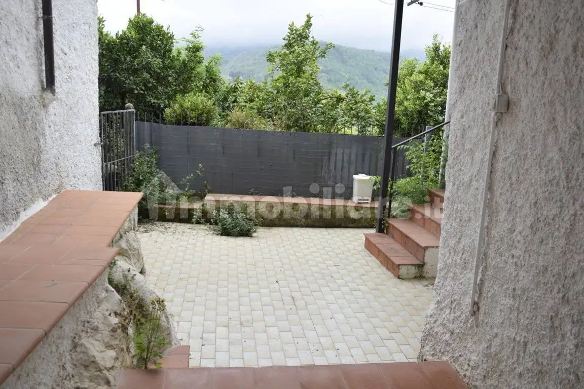 Appartamento via Fenice, Castelnuovo Parano - foto 4