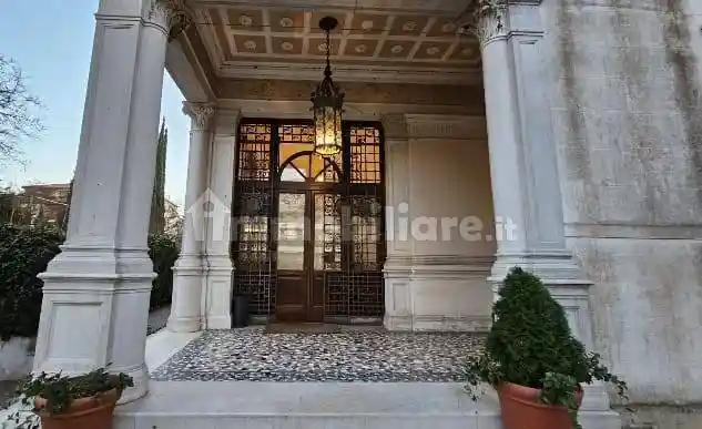 Appartamento in vendita a Venezia