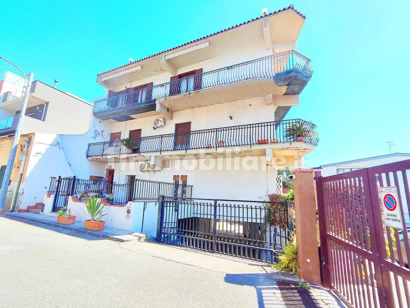 Appartamento in vendita a Aci Castello