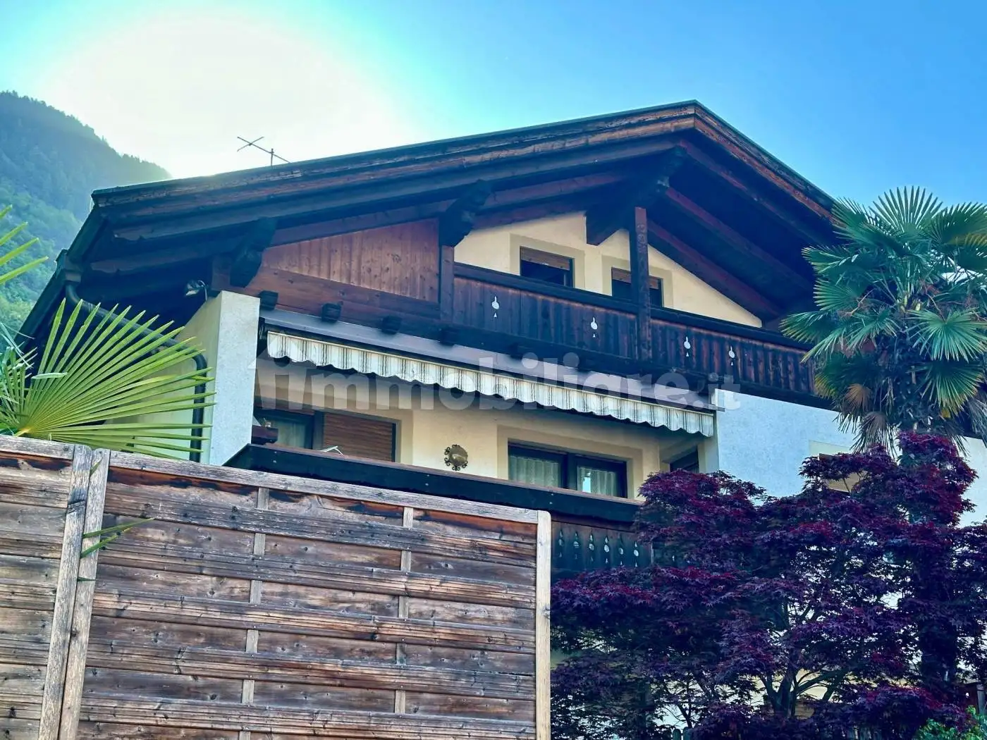 Casa indipendente in vendita a Postal