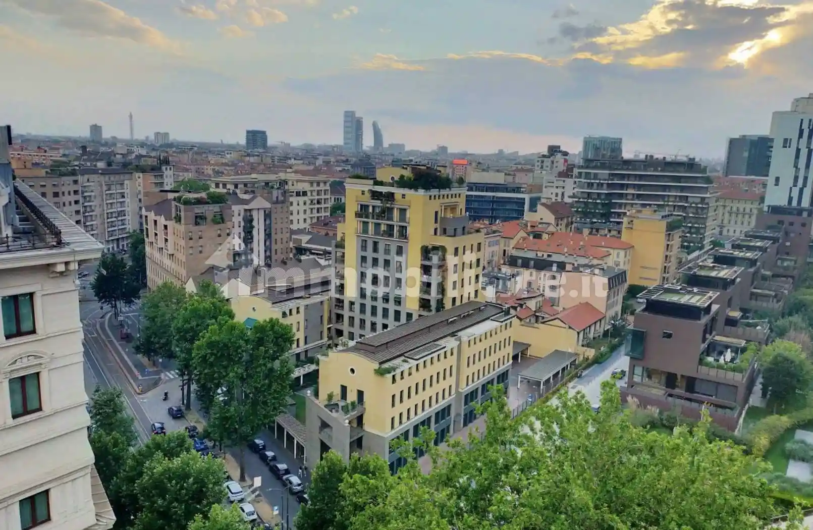 Palazzo - Edificio in Vendita - foto 2