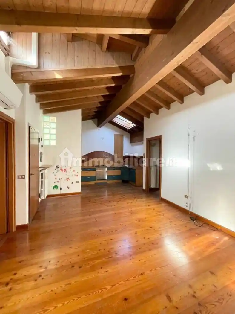 Attico - Mansarda in vendita a Nave