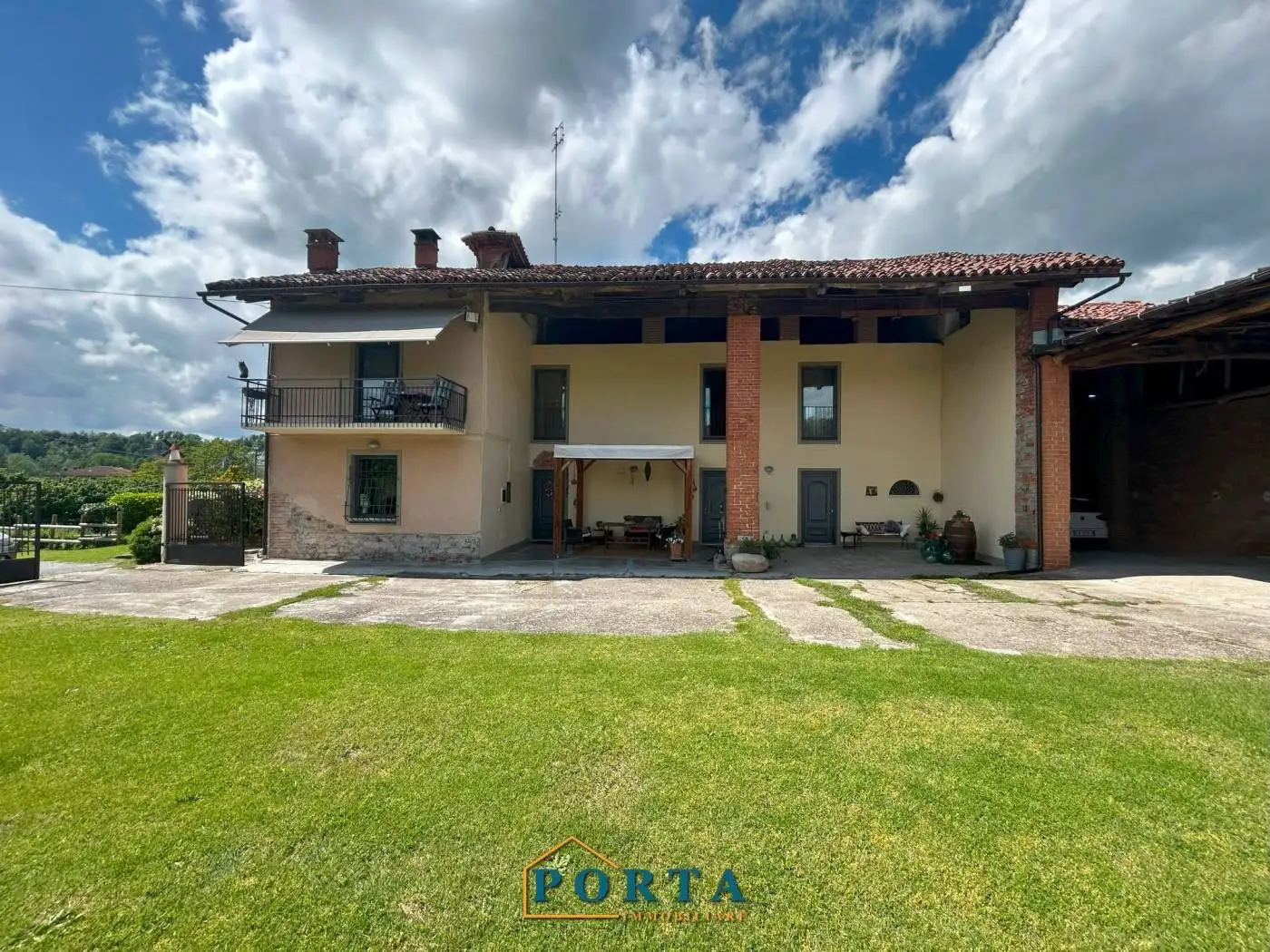 Rustico - Casale in vendita a Bastia Mondovì