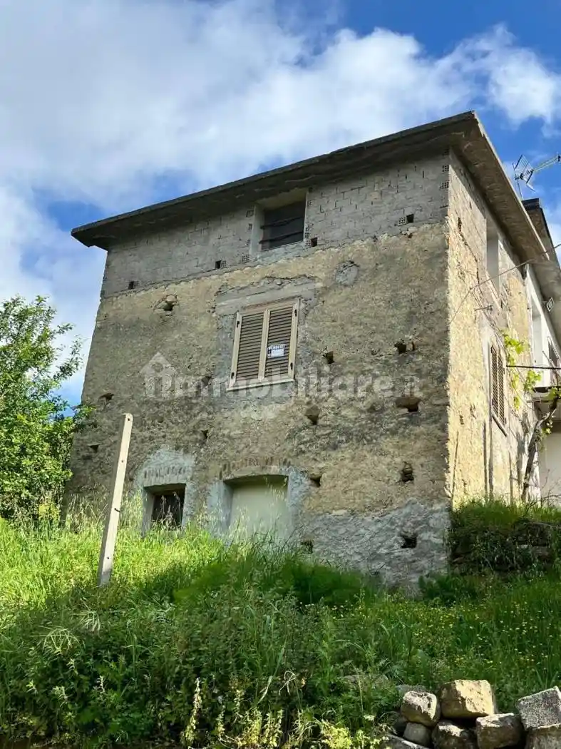 Rustico - Casale in vendita a San Pietro in Amantea