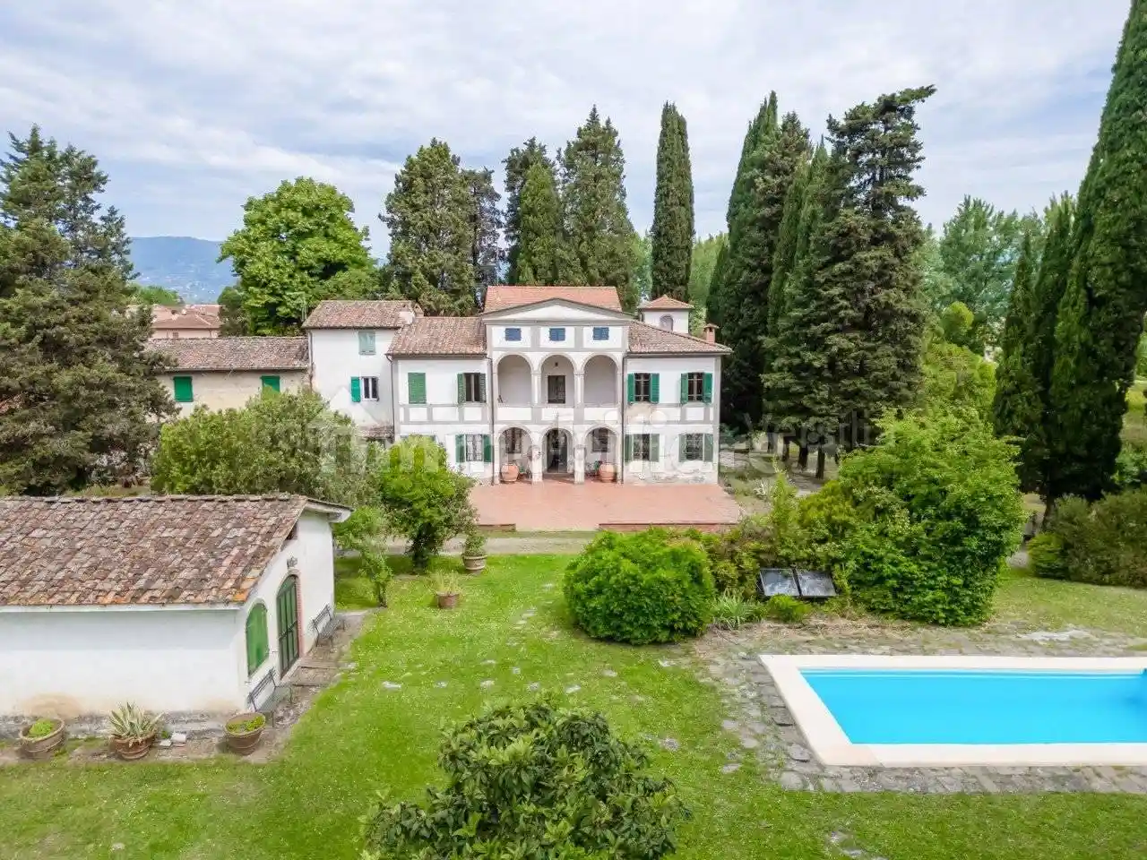 Villa in vendita a Montecarlo