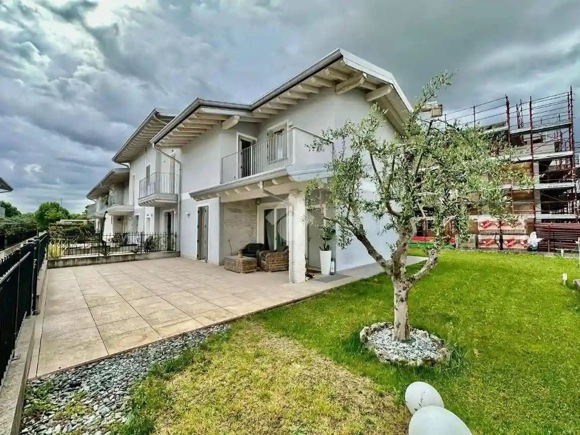 Villetta a schiera - foto 2