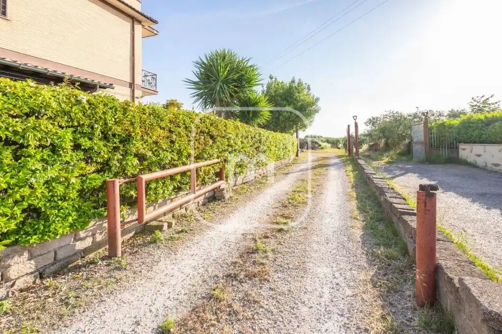 Quadrilocale via Vigne di San Matteo, Tor Vergata, Roma - foto 2