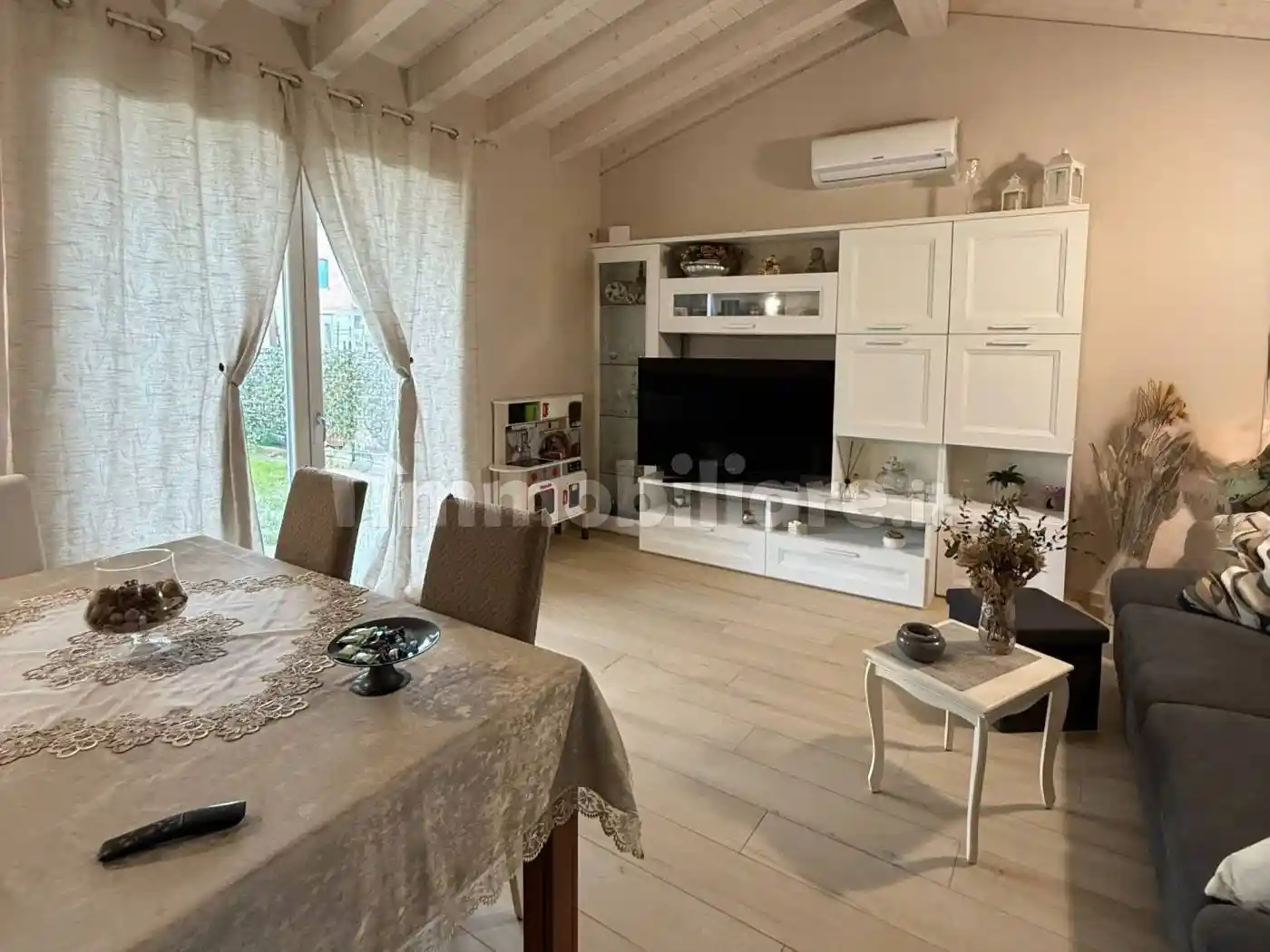 Villa bifamiliare via Antonio e Nicolò Beccari 8, Casaglia, Ferrara - foto 3