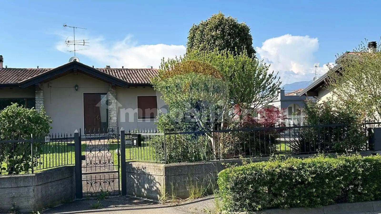 Trilocale buono stato, piano terra, Crociale, Manerba del Garda - foto 2