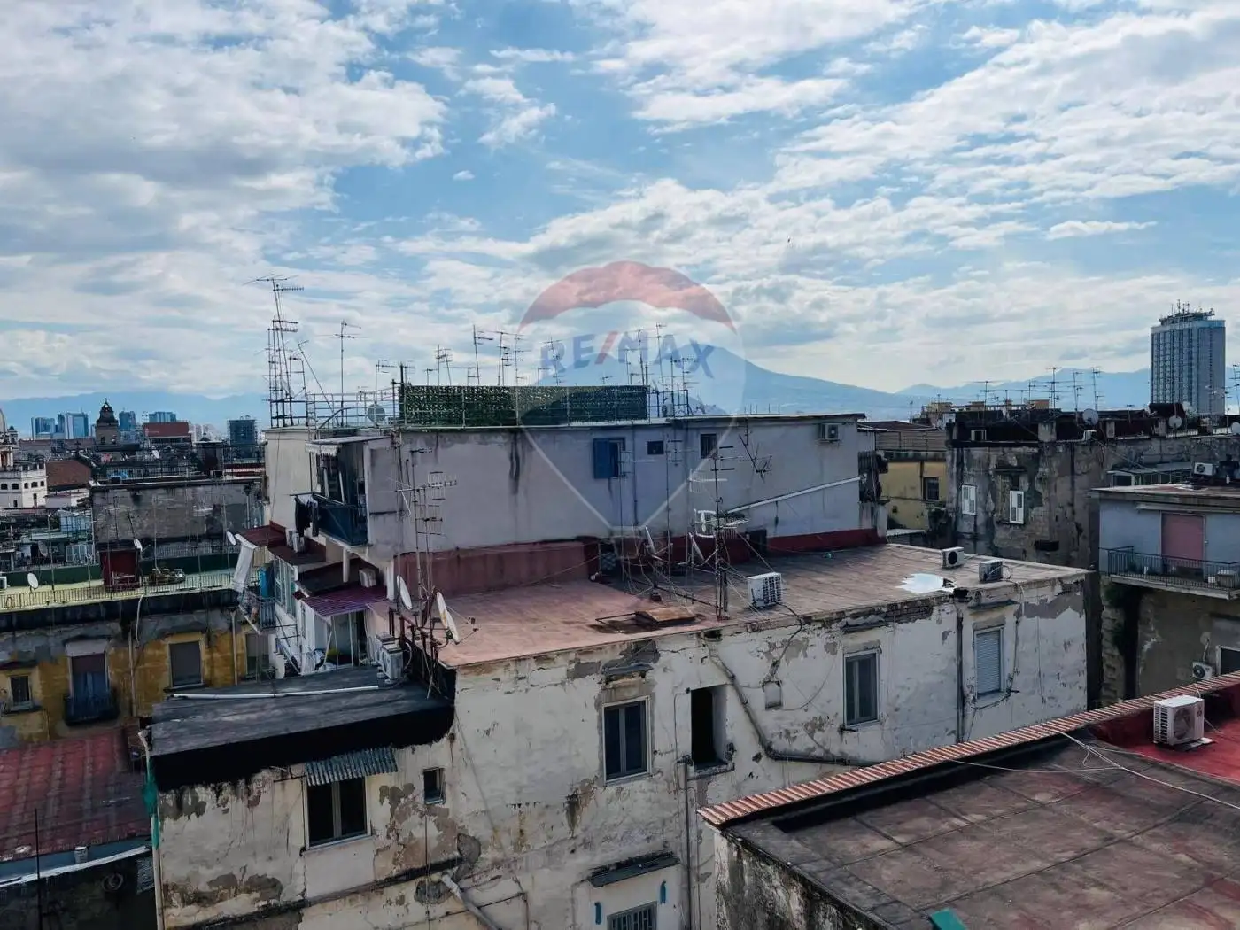 Appartamento in vendita a Napoli