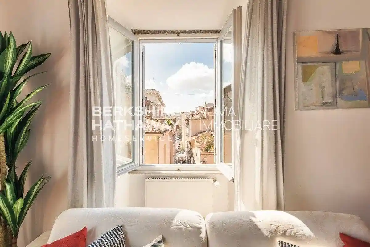 Quadrilocale piazza del Monte di Pietà, Campo de' Fiori, Roma - foto 2