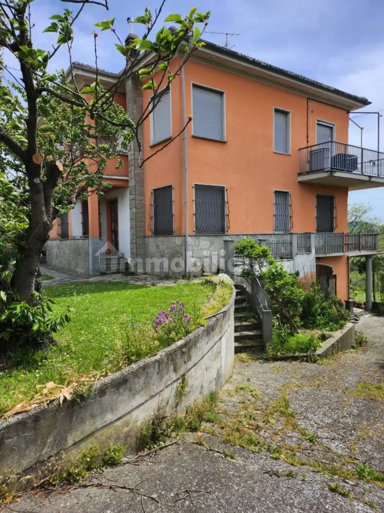 Villa in vendita a Fontanile