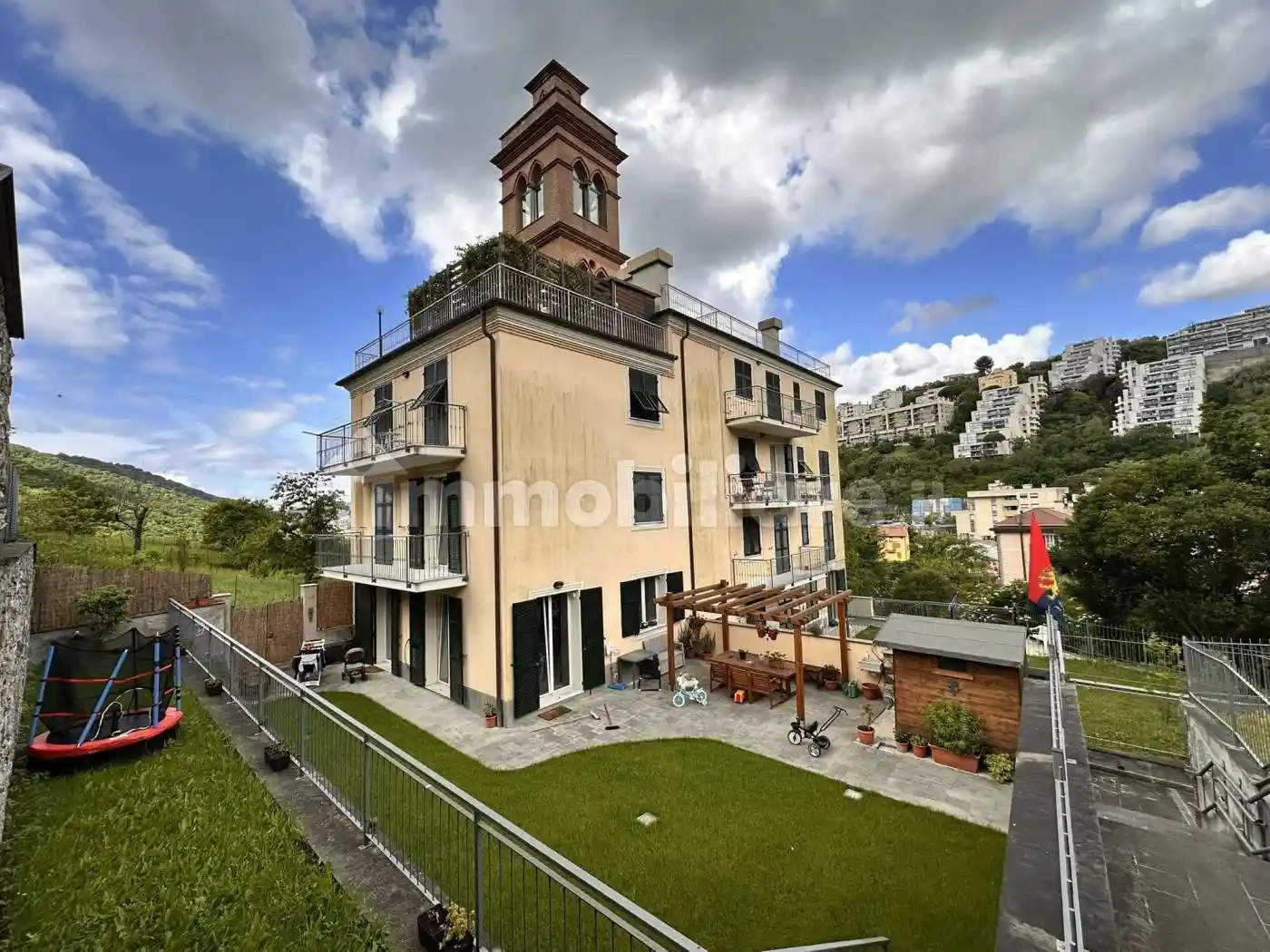 Appartamento in vendita a Genova