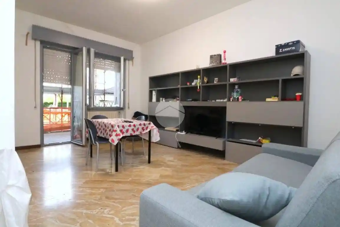 Appartamento in vendita a Rho