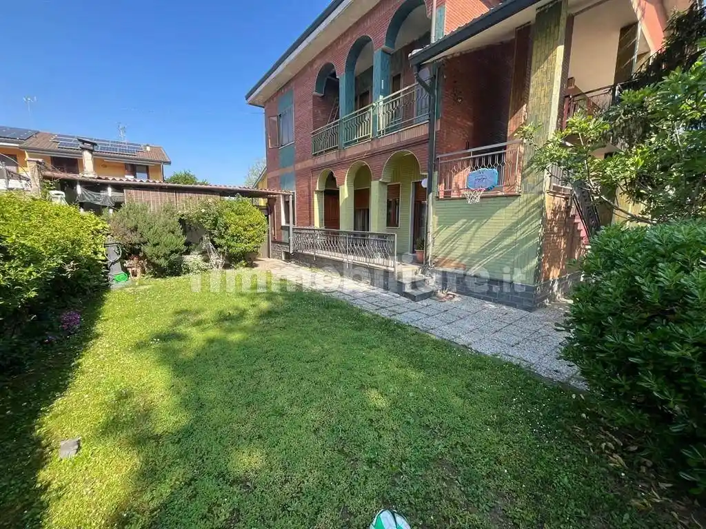 Appartamento in vendita a Seveso