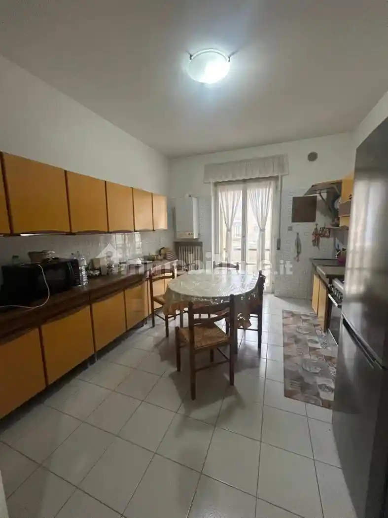 Quadrilocale da ristrutturare, primo piano, Ospedale, Pescara - foto 3