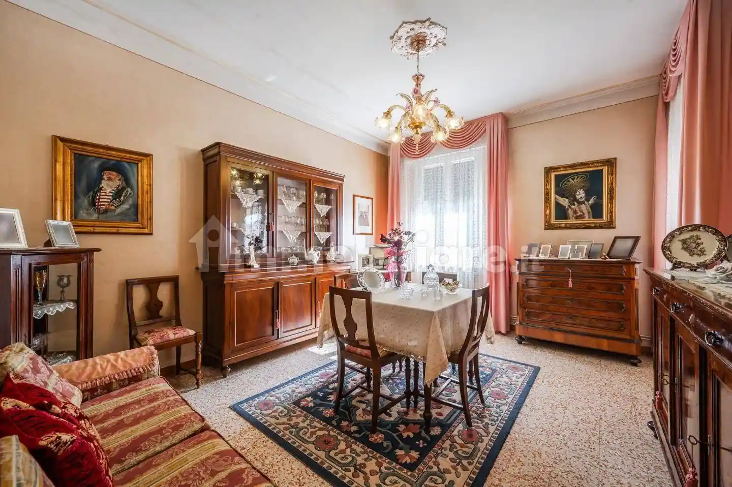 Appartamento in vendita a Reggio Emilia