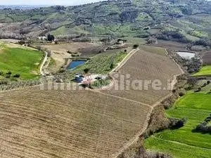 Rustico - Casale in vendita a Città Sant'Angelo