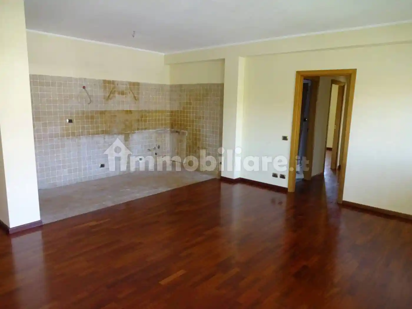 Trilocale viale Parigi 2, Centro, Riano - foto 3