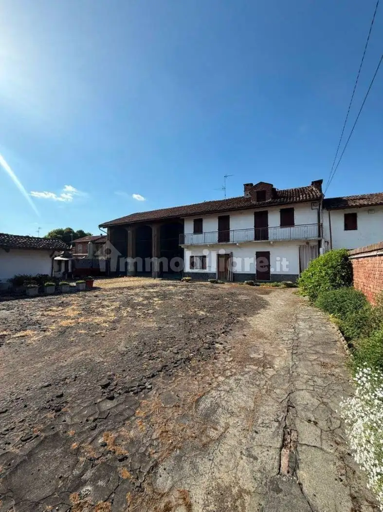 Casa indipendente in vendita a Lamporo