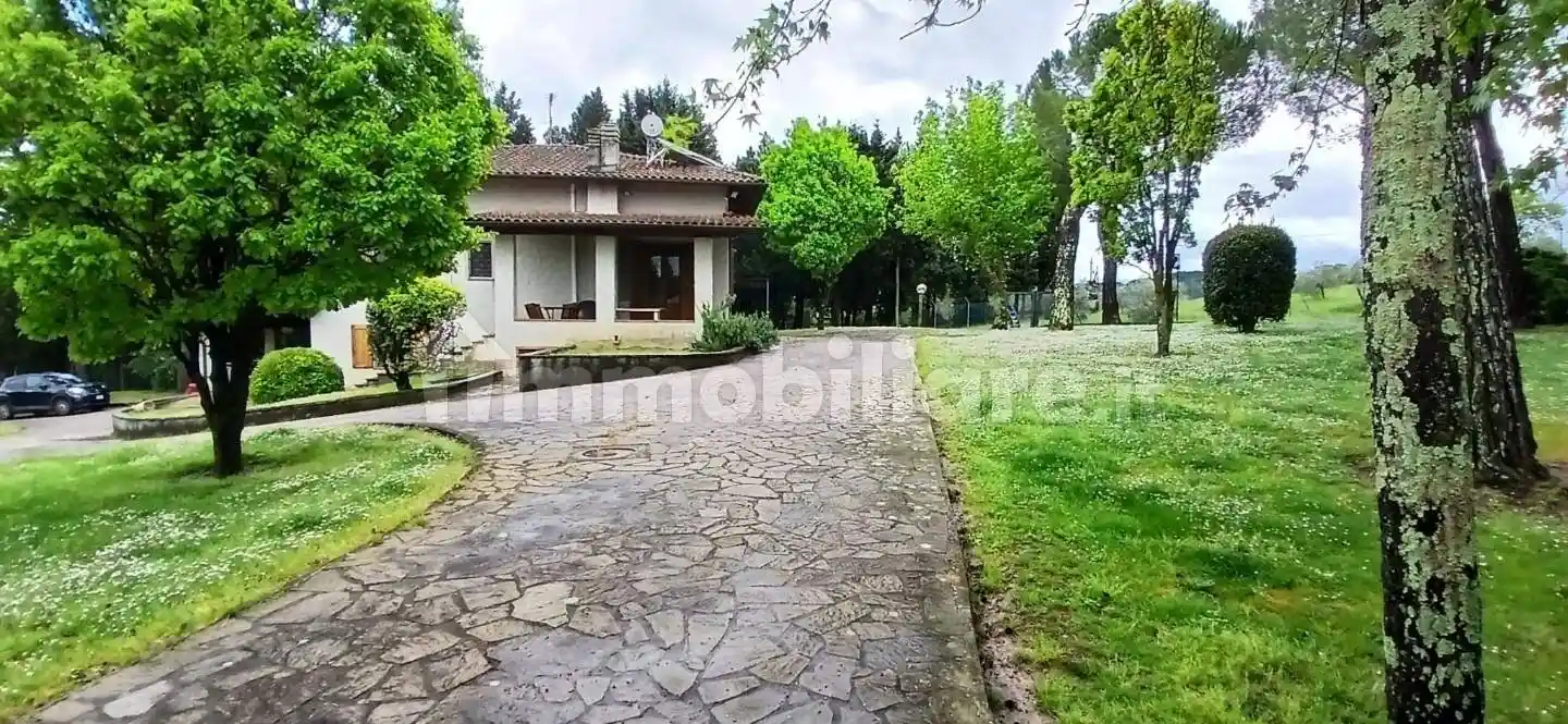 Villa in vendita a Montelupo Fiorentino