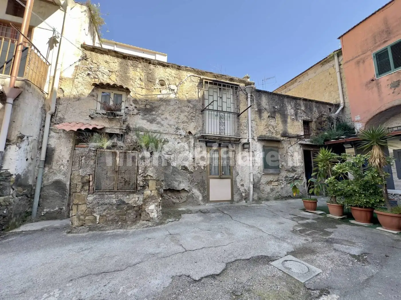 Appartamento in vendita a Napoli