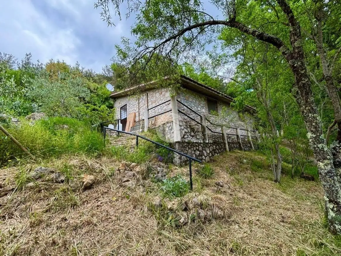 Casale via colletarocco, Calvi dell'Umbria - foto 2