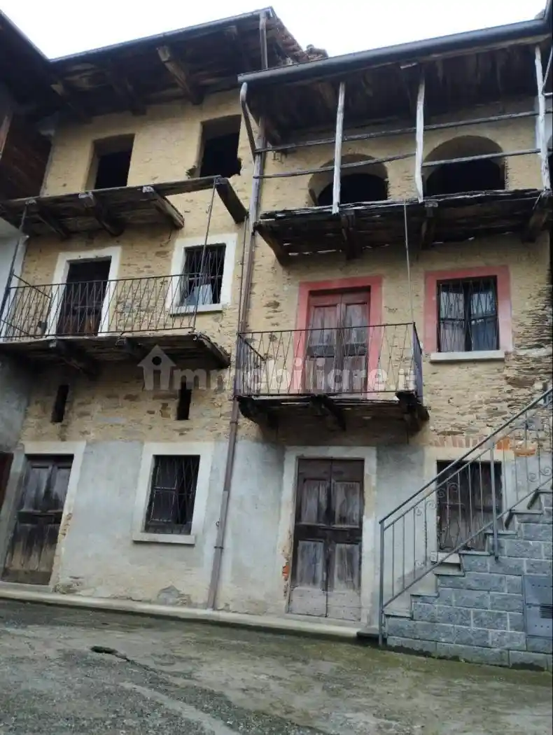 Rustico - Casale in vendita a Armeno