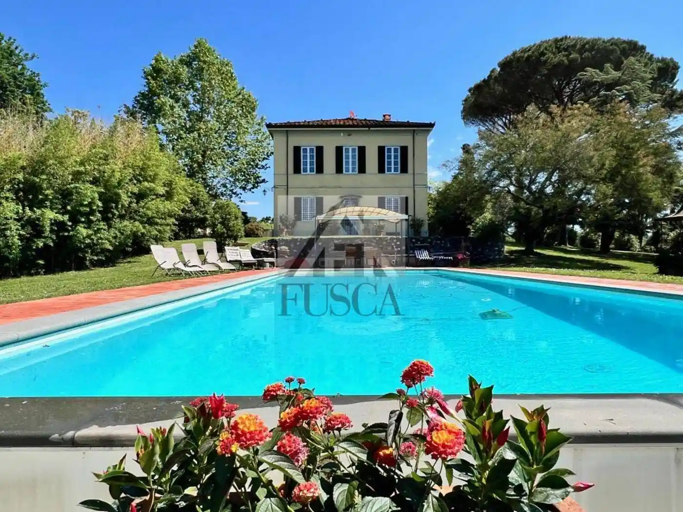 Villa in vendita a Lucca