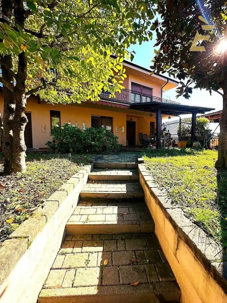 Rustico - Casale in vendita a San Damiano d'Asti