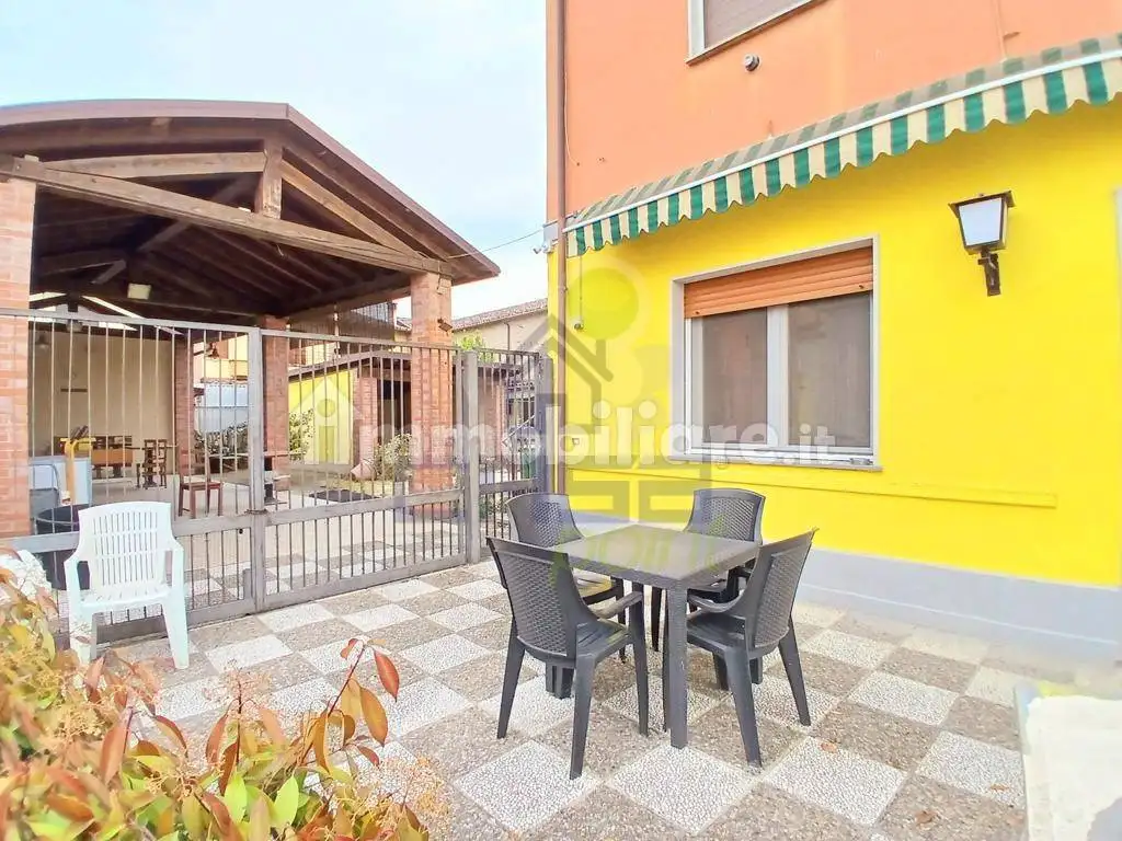 Terratetto unifamiliare via Umberto I, 70, Calvatone - foto 3