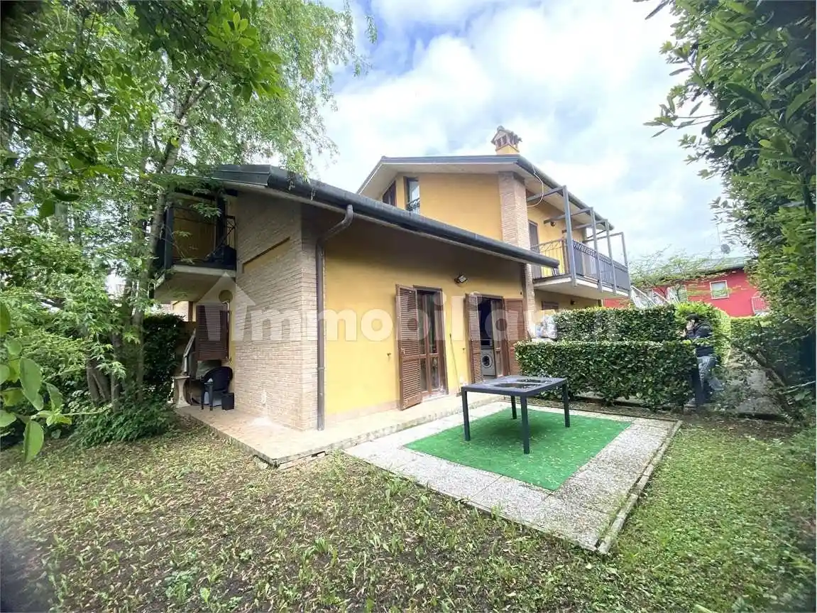 Casa indipendente in vendita a Bergamo