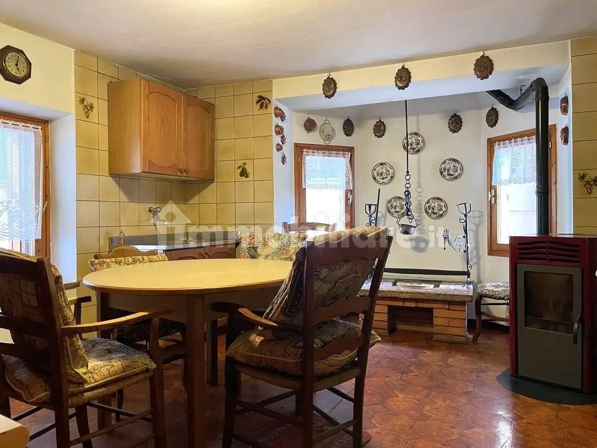 Terratetto unifamiliare via Cesare Battisti 3, Agordo - foto 3