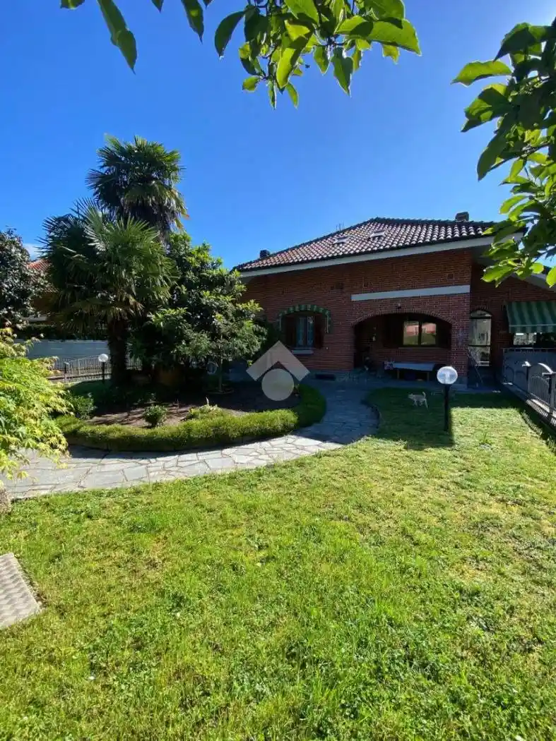 Villa in vendita a Sangano