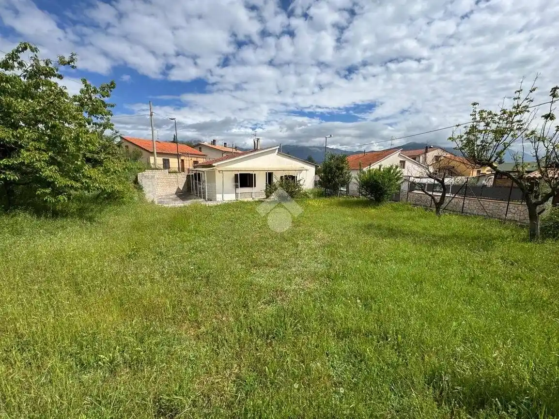 Terratetto unifamiliare via Gherardo Mercatore 2, Centro, Avezzano - foto 3